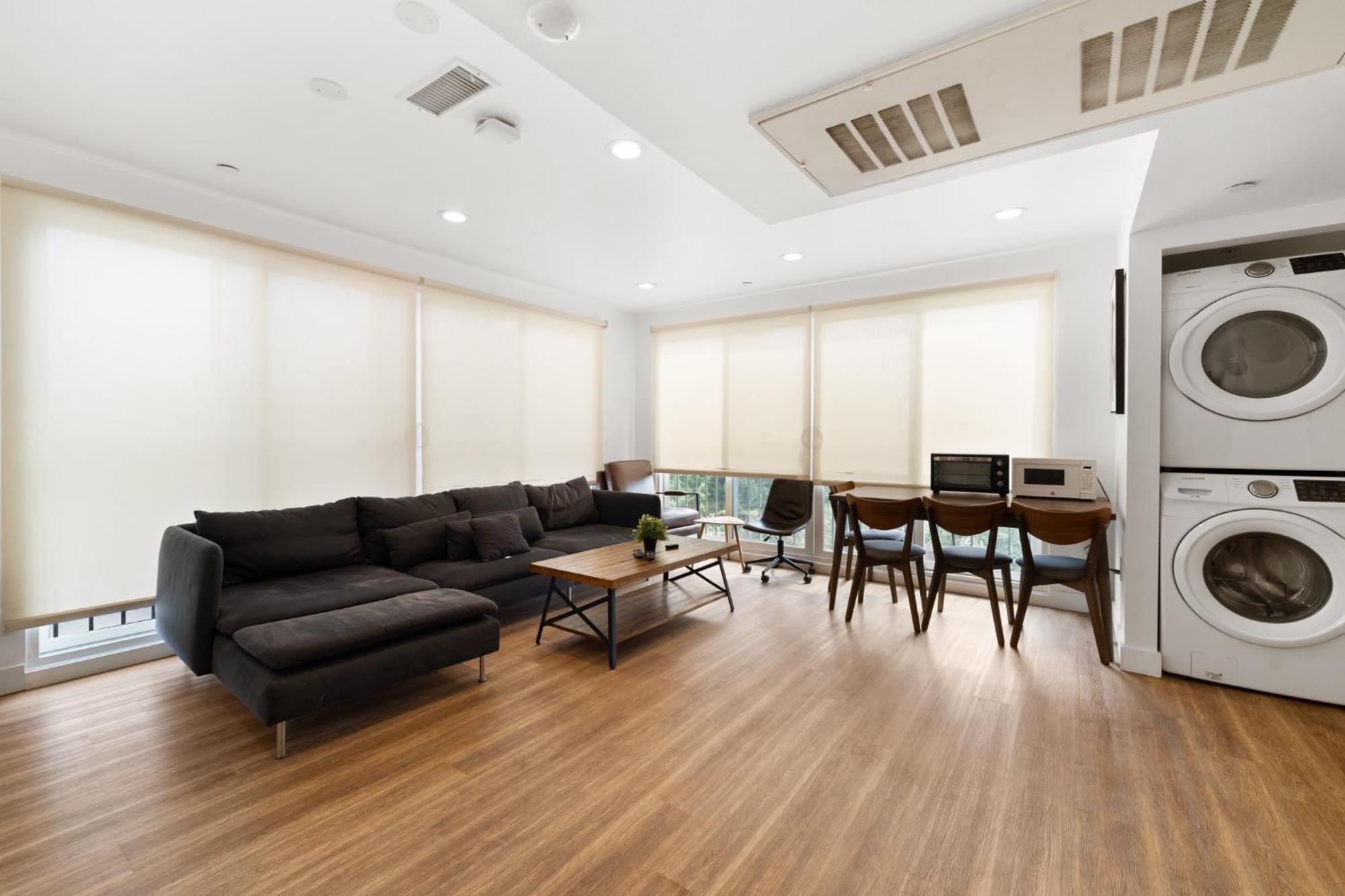 Modern Getaway In The Heart Of La Near Usc, Private Room With Share Living Room And Kitchen Los Angeles Exterior foto